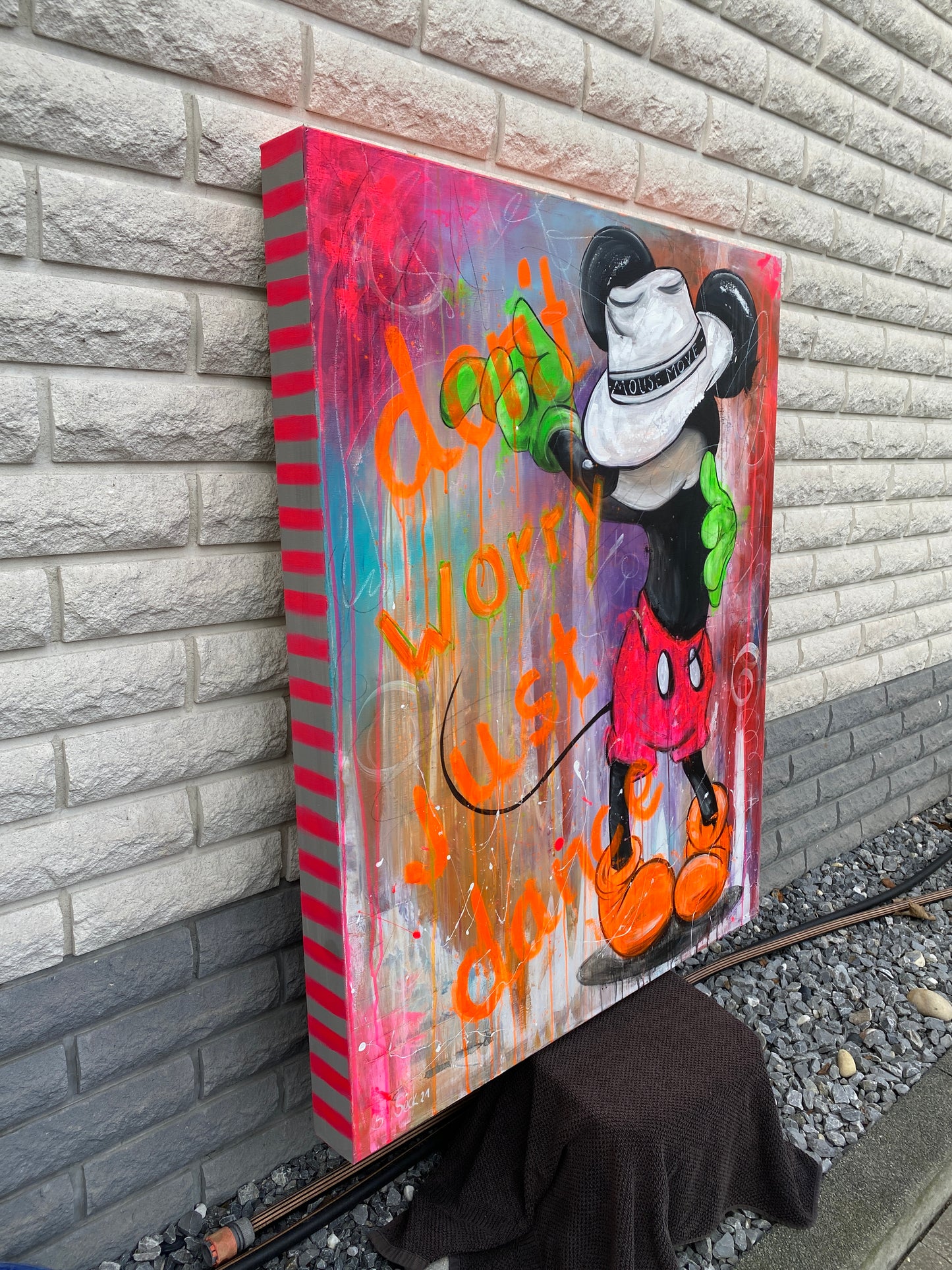 don`t worry - just dance